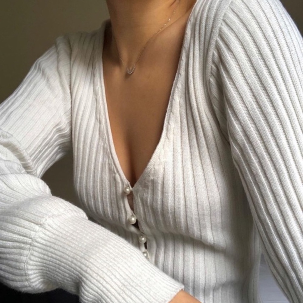 NWT Aritzia Wilfred Pearl Cardigan Size XXS